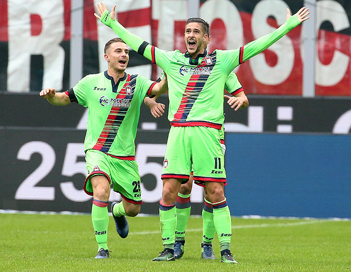 Crotone's Diego Falcinelli celebrates after scoring during the Serie A soccer match between AC Milan and Crotone at the San Siro stadium in Milan, Italy, Sunday, Dec. 4, 2016. (Matteo Bazzi/ANSA via AP)