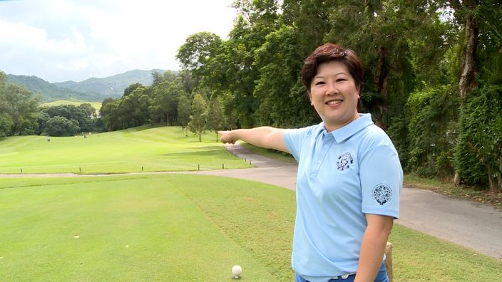 香港哥爾夫球會公關及傳訊經理鄭妙如