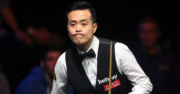 Marco Fu during his match against Oliver Lines on day eight of the UK Championships 2016, being played at the Barbican in York, England, Wednesday Nov.30, 2016. (Danny Lawson / PA via AP)