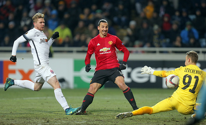 Manchester United's Zlatan Ibrahimovic, centre, scores the second goal during the Europa League group A soccer match between Manchester United and Zorya Luhansk at Chornomorets stadium in Odessa, Ukraine, Thursday, Dec. 8, 2016. (AP Photo/Efrem Lukatsky)