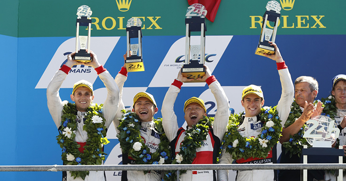 38 TUNG Ho-Pin (chn), JARVIS Oliver (gbr), LAURENT Thomas (fra), Oreca 07 Gibson team Jackie Chan DC racing, action, podium during the 2017 Le Mans 24 hours race, from June 17 to 18 at Le Mans circuit, France - Photo Florent Gooden / DPPI