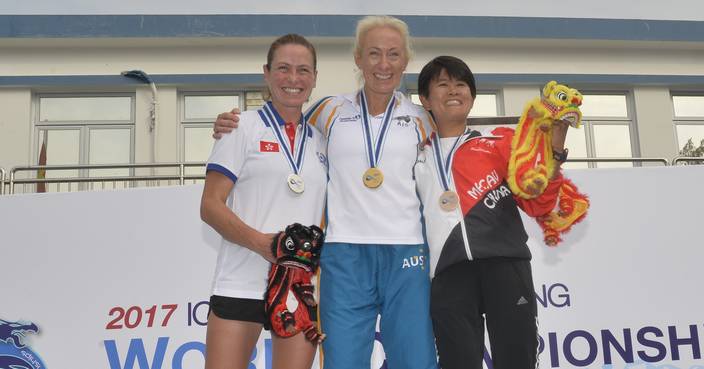 Jess King(左) 世界海洋獨木舟錦標賽（香港）2017賽事組織委員會圖片