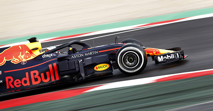 Red Bull driver Daniel Ricciardo of Australia steers his car during a Formula One pre-season testing session at the Catalunya racetrack in Montmelo, outside Barcelona, Spain, Monday, Feb. 26, 2018. (AP Photo/Francisco Seco)