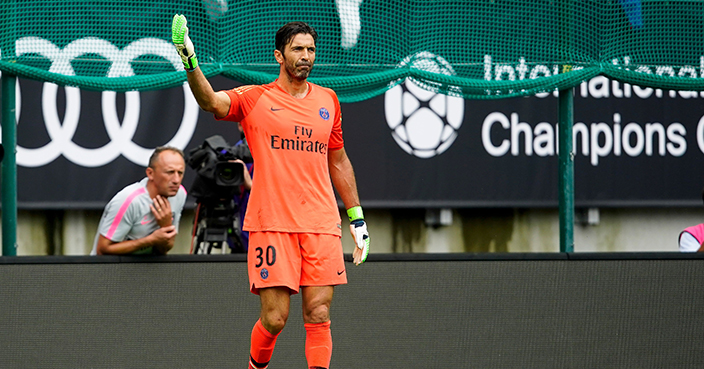 KLAGENFURT, AUSTRIA - JULY 21: Gianluigi Buffon of Paris St. Germain during the AUDI Football Summit match between Bayern Muenchen and Paris St. Germain at Woerthersee Stadion on July 21, 2018 in Klagenfurt, Austria. (Photo by Josef Bollwein - Sepa Media/Bongarts/Getty Images)