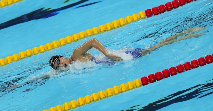 HANGZHOU, CHINA - DECEMBER 12:  Wang Jianjiahe of China competes in the Women's 800m Freestyle Preliminaries of the 14th FINA World Swimming Championships at Hangzhou Olympic Sports Expo on December 12, 2018 in Hangzhou, China.  (Photo by Lintao Zhang/Getty Images)