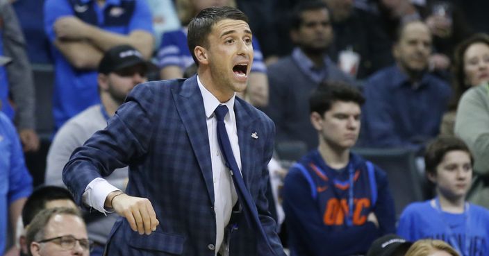 Minnesota Timberwolves interim coach Ryan Saunders gestures during the second half of the team's NBA basketball game against the Oklahoma City Thunder in Oklahoma City, Tuesday, Jan. 8, 2019. (AP Photo/Sue Ogrocki)