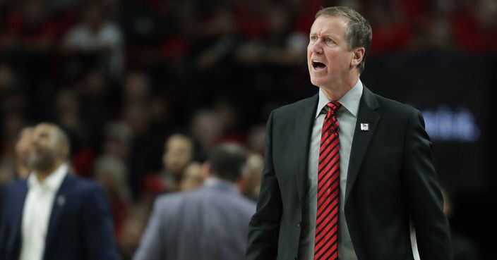Portland Trail Blazers head coach Terry Stotts calls to his team during the first half of Game 4 of the NBA basketball playoffs Western Conference finals against the Golden State Warriors, Monday, May 20, 2019, in Portland, Ore. (AP Photo/Ted S. Warren)