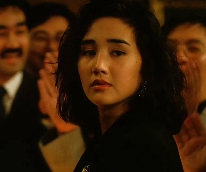 80年代急流勇退回歸校園學有所成 昔日女神柏安妮做心理治療師冀幫到人 | UPower