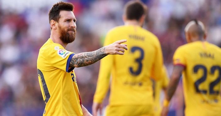 VALENCIA, SPAIN - NOVEMBER 02: Lionel Messi of FC Barcelona celebrates after scoring his team's first goal during the Liga match between Levante UD  and FC Barcelona at Ciutat de Valencia on November 02, 2019 in Valencia, Spain. (Photo by Alex Caparros/Getty Images)