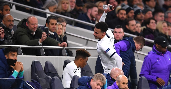 LONDON, ENGLAND - FEBRUARY 19: Dele Alli of Tottenham Hotspur reacts after being substituted during the UEFA Champions League round of 16 first leg match between Tottenham Hotspur and RB Leipzig at Tottenham Hotspur Stadium on February 19, 2020 in London, United Kingdom. (Photo by Laurence Griffiths/Getty Images)